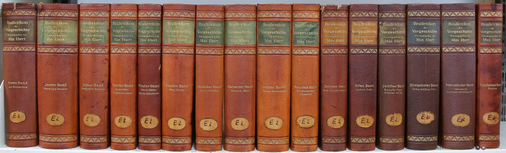 Reallexikon der Vorgeschichte [ 15 volumes in 16 bindings ]. — Ebert, Max (ed.).