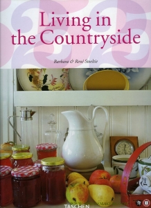 "Living in the Countryside (Text in; French, English, German)" — STOELTIE, Barbara & René