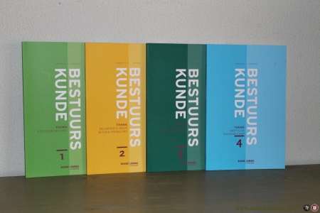 Bestuurkunde Jaargang 23, Nummer 1 t/m 4. — Diverse auteurs