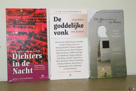 De goddelijke vonk, gesprekken met dichters uit het NPS-radioprogramma Kunststof (3CD luisterboek) + Dichters in de nacht, 25ste nacht van de poëzie (2 CD luisterboek) + De zomers van Watou (1 CD luisterboek) — Diverse auteurs